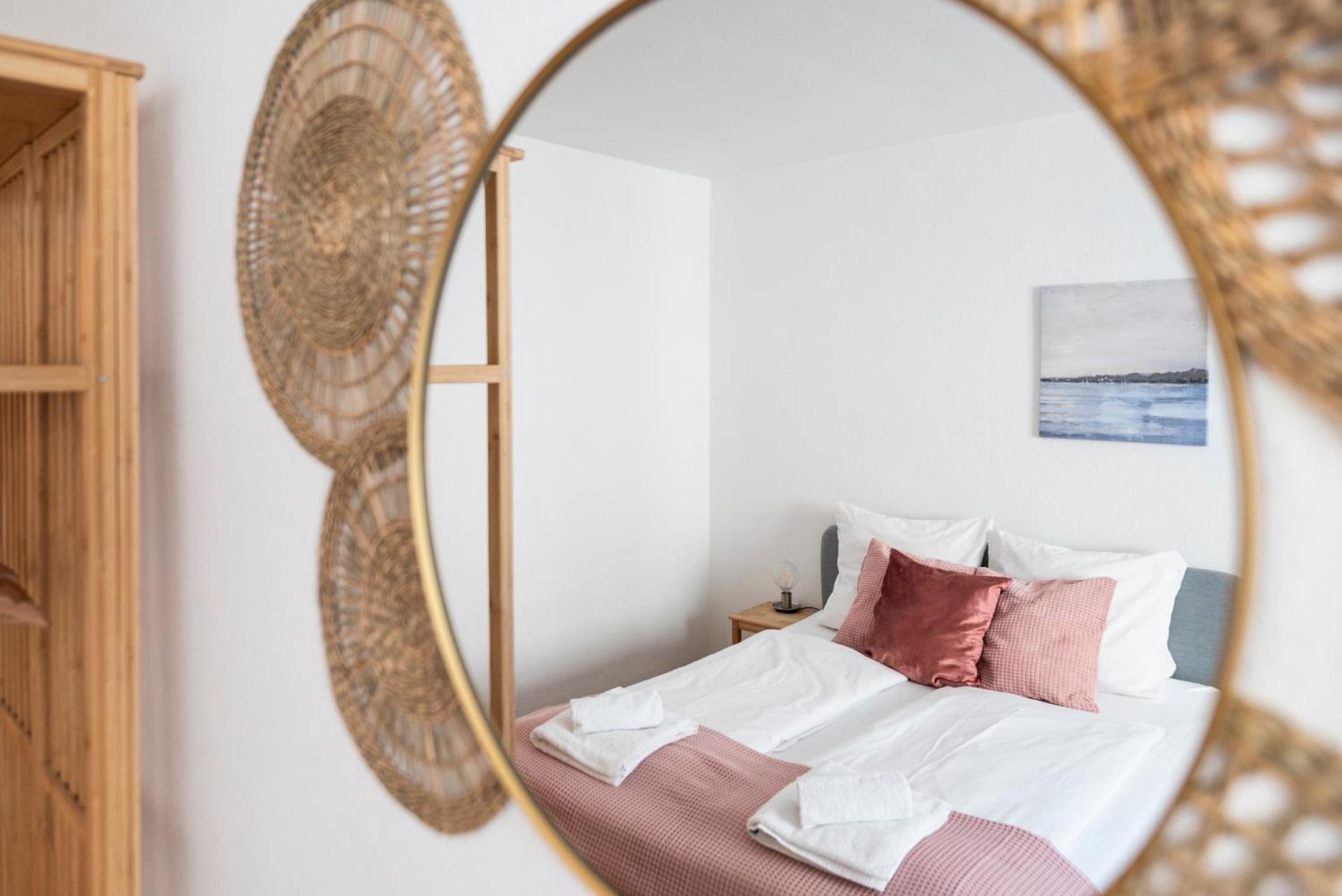 Appartement 2 Bedroom In Neubau, 6 Min To Center Wenen